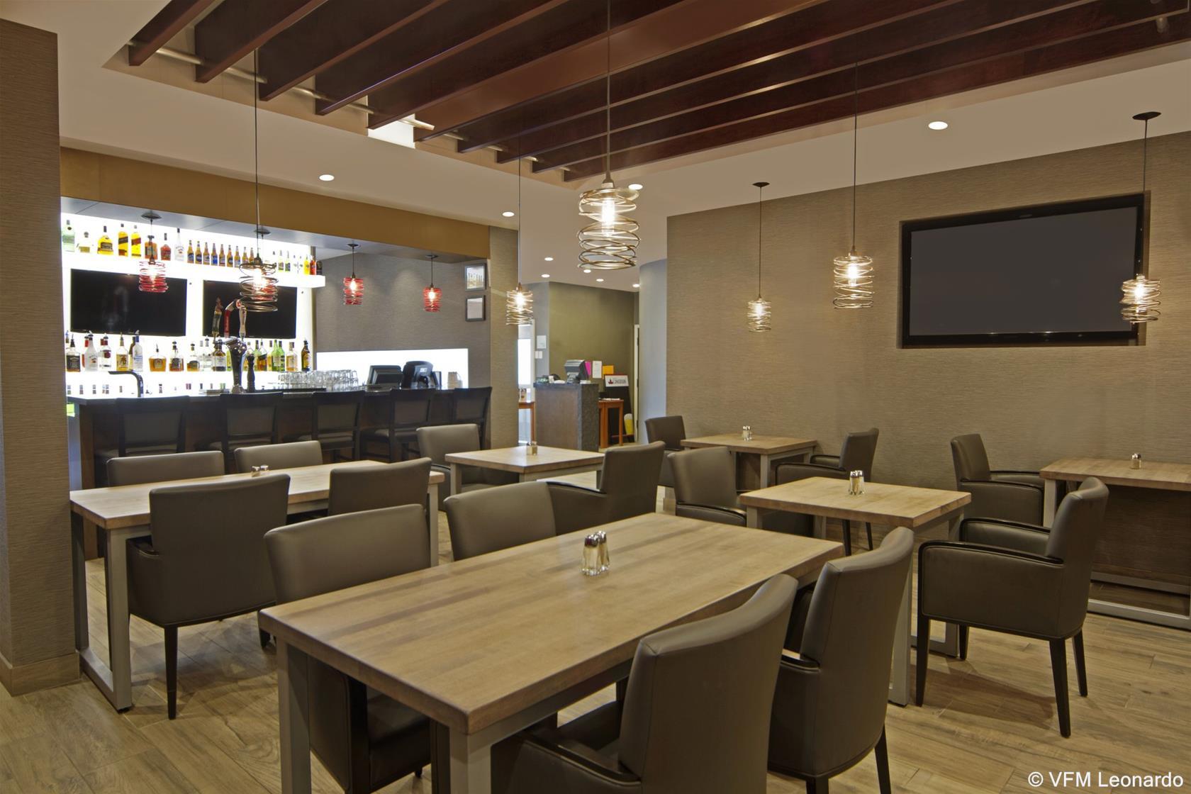 Holiday Inn Calgary Airport By Ihg Екстериор снимка