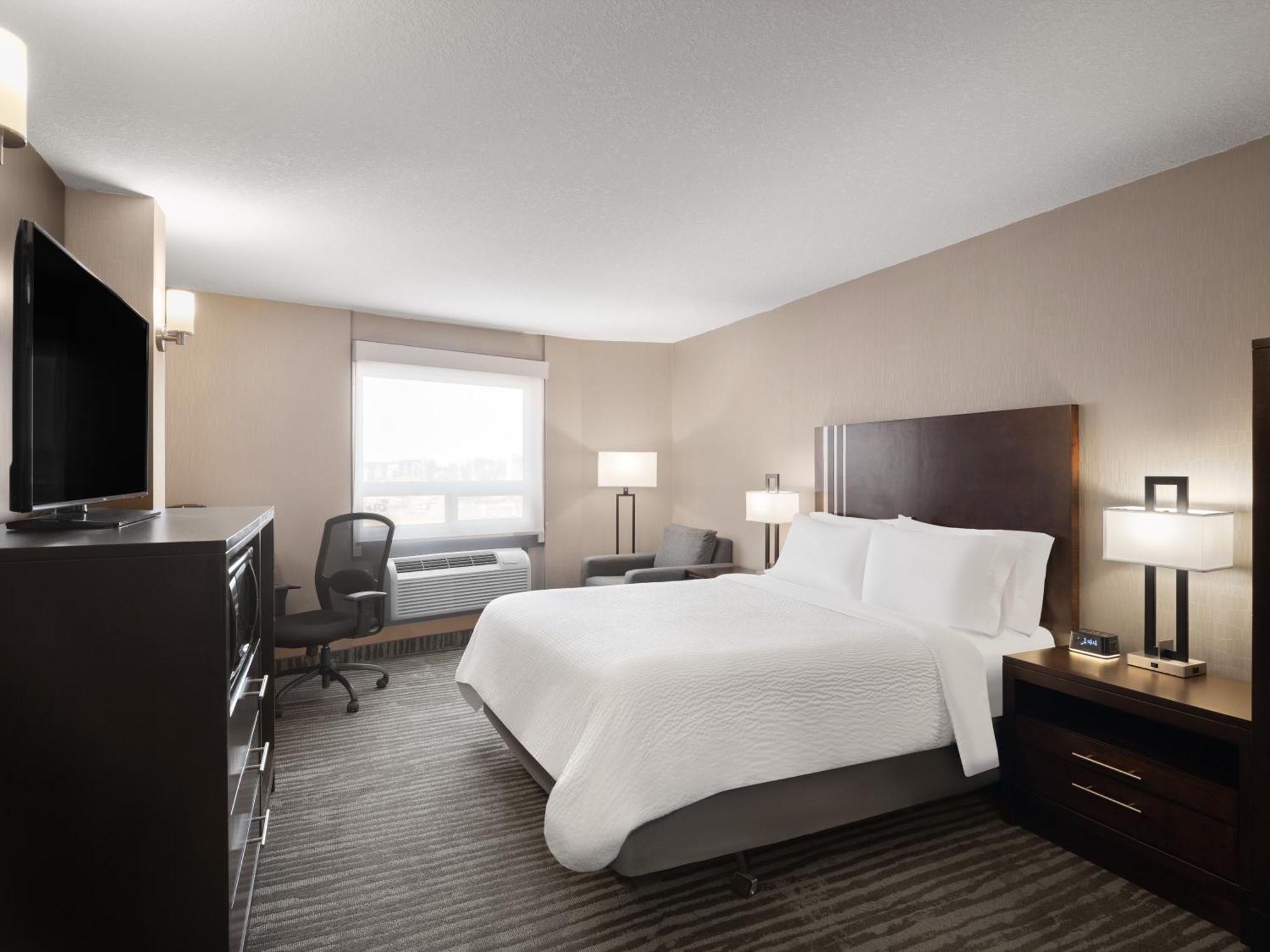 Holiday Inn Calgary Airport By Ihg Екстериор снимка